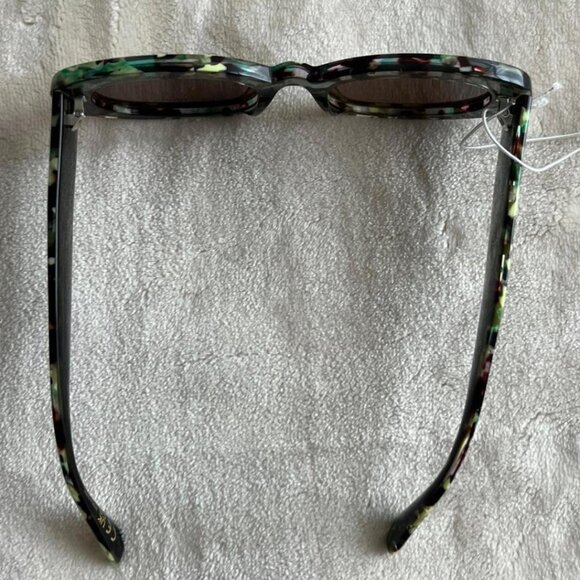Lele Sadoughi Oceanside Oval Sunglasses main image 5